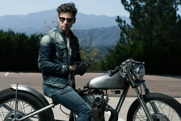les avantages de posséder une moto par rapport à une voiture