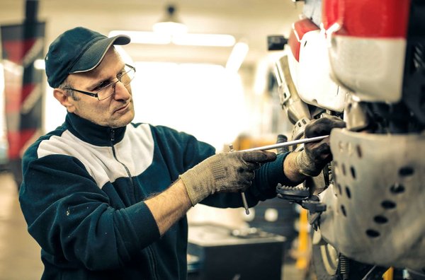 Comment bien entretenir un engin à deux roues ?