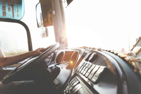 Peut-on renforcer la sécurité en adaptant les systèmes de navigation à la capacité cognitive du conducteur ?