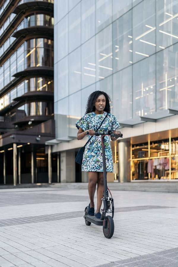Les avantages et particularités du scooter électrique à Lyon