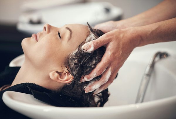 Shampoing covering : l'indispensable pour entretenir votre ppf